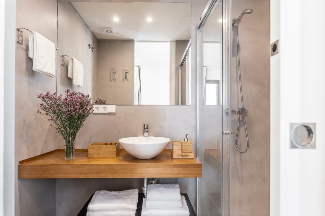 Gotoseville Gerona Suites Экстерьер фото