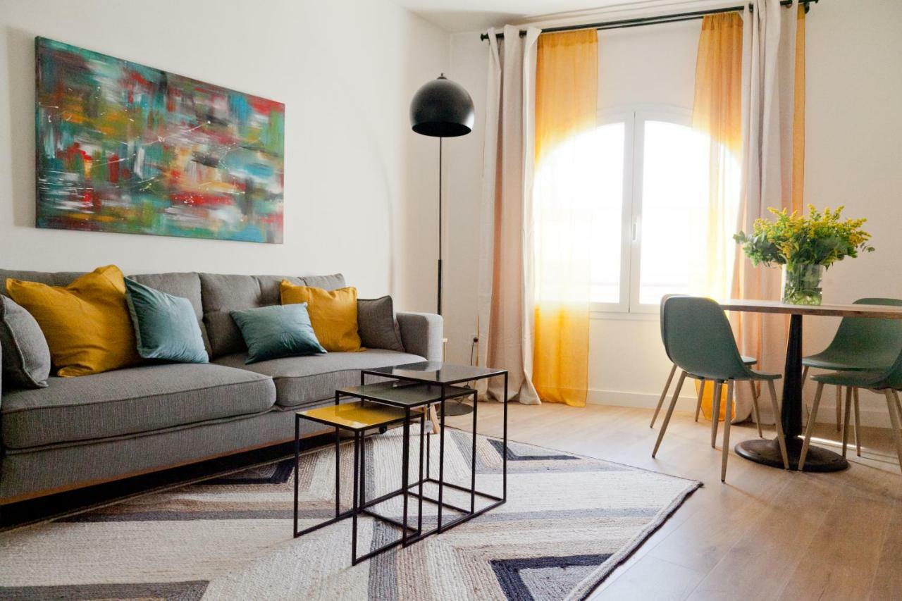 Gotoseville Gerona Suites Экстерьер фото